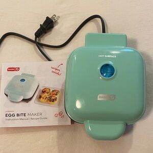 Dash Aqua Egg Bite Maker